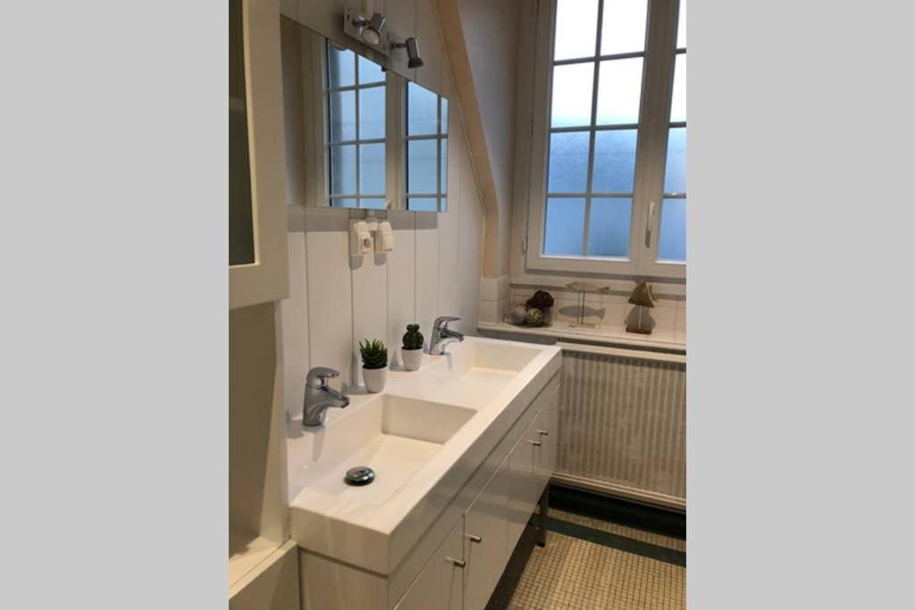 Appartement L'Ormeau 4 Etoiles Dans Le Centre Historique De Saint Malo ภายนอก รูปภาพ